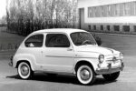 Fiat-Abarth 750 en afgeleiden. Een verhaal dankzij een levensechte foto uit Zuid-Italie.