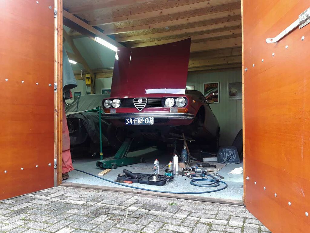 Alfa Romeo Alfetta GT uit 1975 – terug van weggeweest