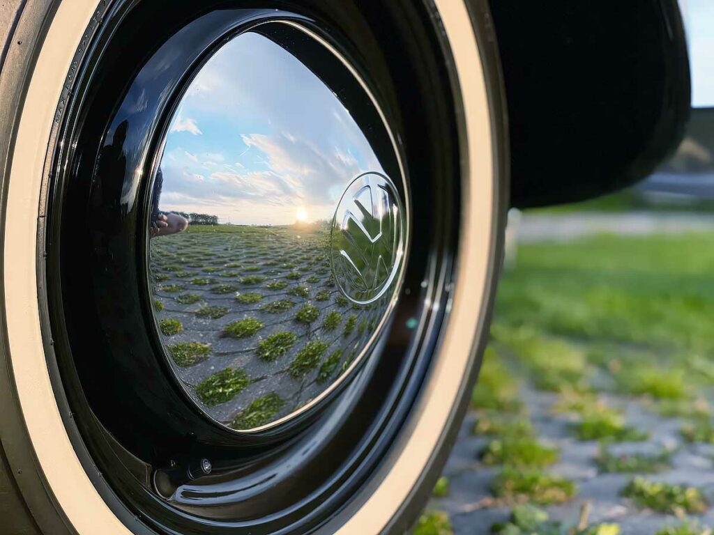 VW Kever Ovaal 1955: Black Beauty uit Zweden