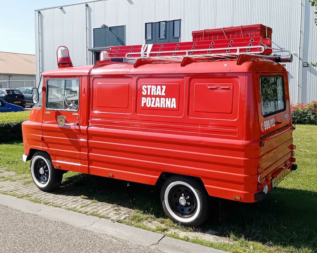 ZUK (1983) – Nostalgie-rally met Hylke & Anneke in hun brandweer‑camper