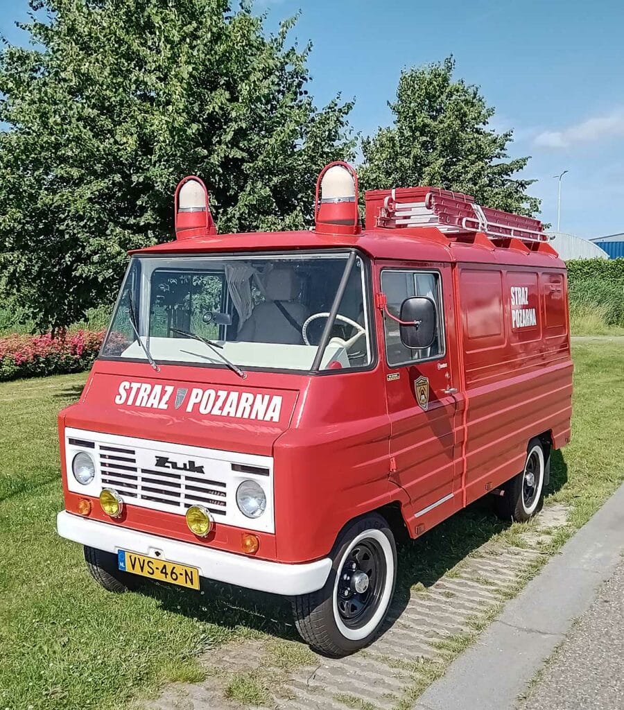 ZUK (1983) – Nostalgie-rally met Hylke & Anneke in hun brandweer‑camper