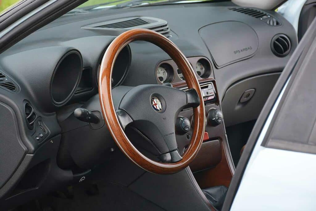 Alfa Romeo 156 2.4 JTD – de milieuzones links laten liggen: Lekker tegendraads