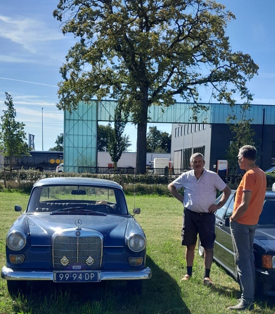 Star Cars and Coffee 2025. Sterren aan de blauwe hemel