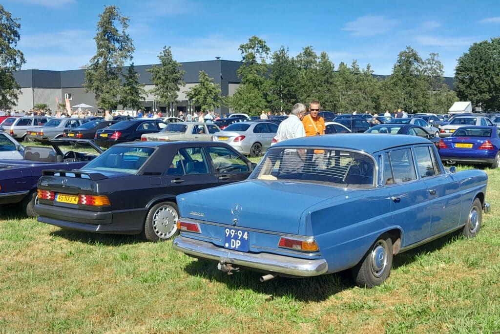 Star Cars and Coffee 2025. Sterren aan de blauwe hemel