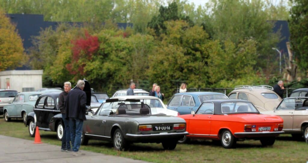 Peugeots in de polder. Een prachtige dag met de Association Peugeot Hollande