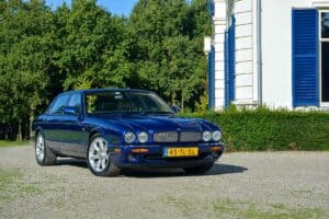 Jaguar XJR (X308) kon en kan de wereld aan… Summum van evolutie