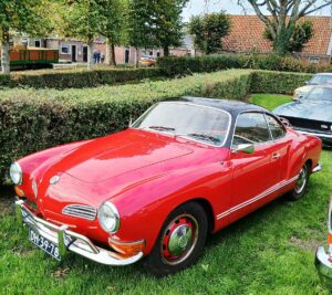 VW Karmann Ghia (1969) Bloedrode bolide voor Fokke en Herma Rosier-Huitema