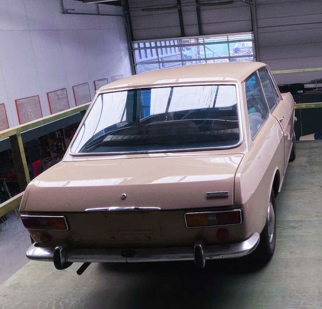 Datsun 100A (1971) Greifbare Liebe für André