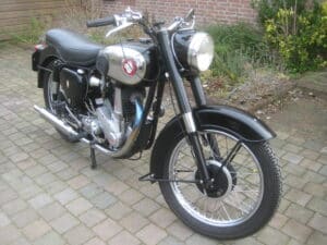 BSA B33