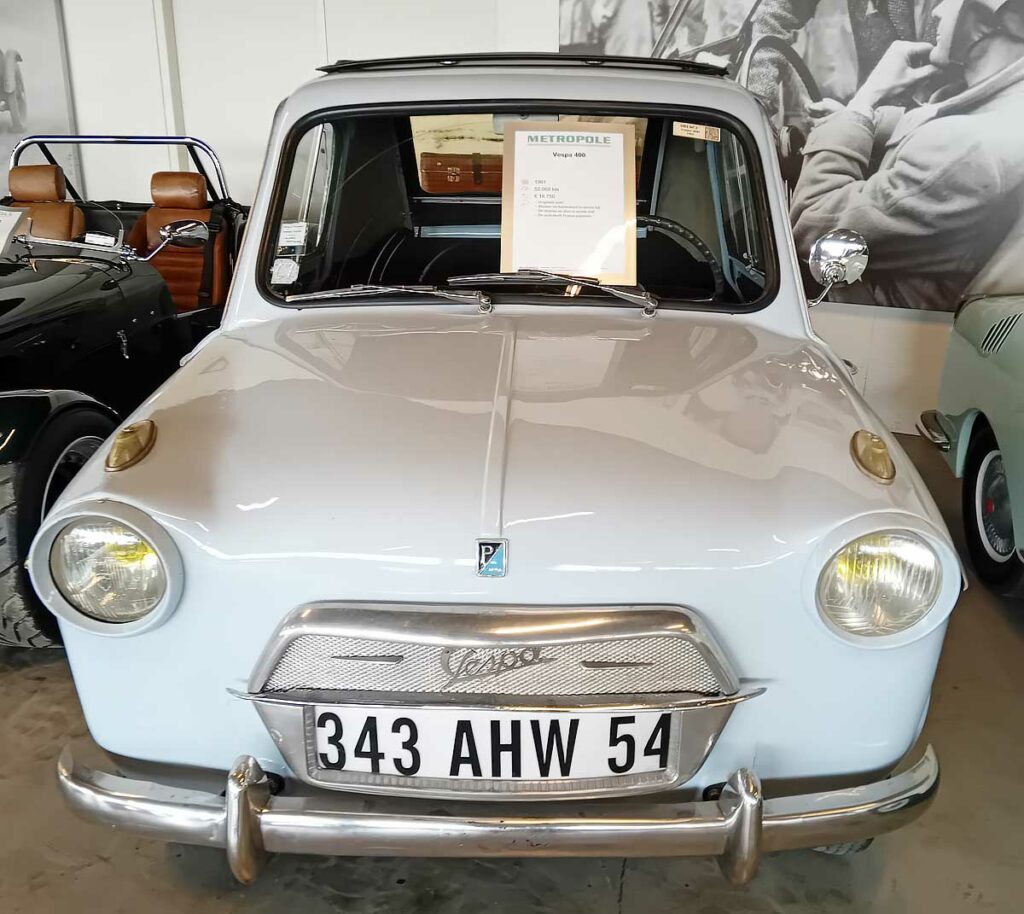 Vespa 400 (1961) – Trop belle!