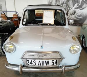 Vespa 400 (1961) – Trop belle!