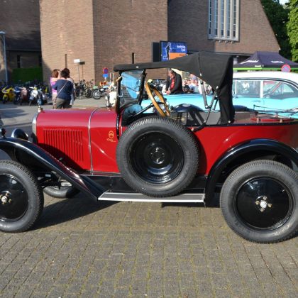 Bikes & Cars & Coffee