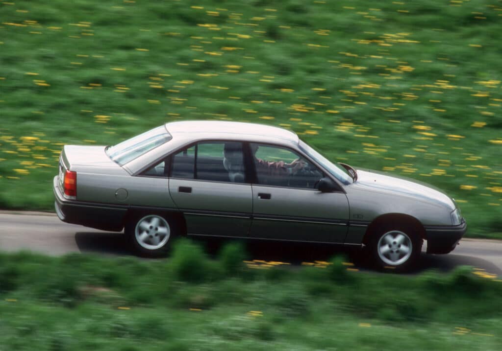 Veertig jaar Opel Omega A: de grote Opel van een nieuw tijdperk