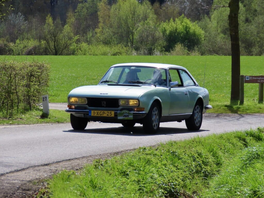 Jubileum editie PCN Paastoertocht: klassieke Peugeots op hun paasbest ...
