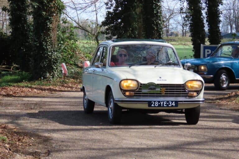 Edizione speciale per l'anniversario del PCN Easter Tour: le Peugeot classiche al loro meglio per Pasqua.