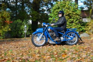 Nimbus viercilinder: Deense nuchterheid met een koningsas