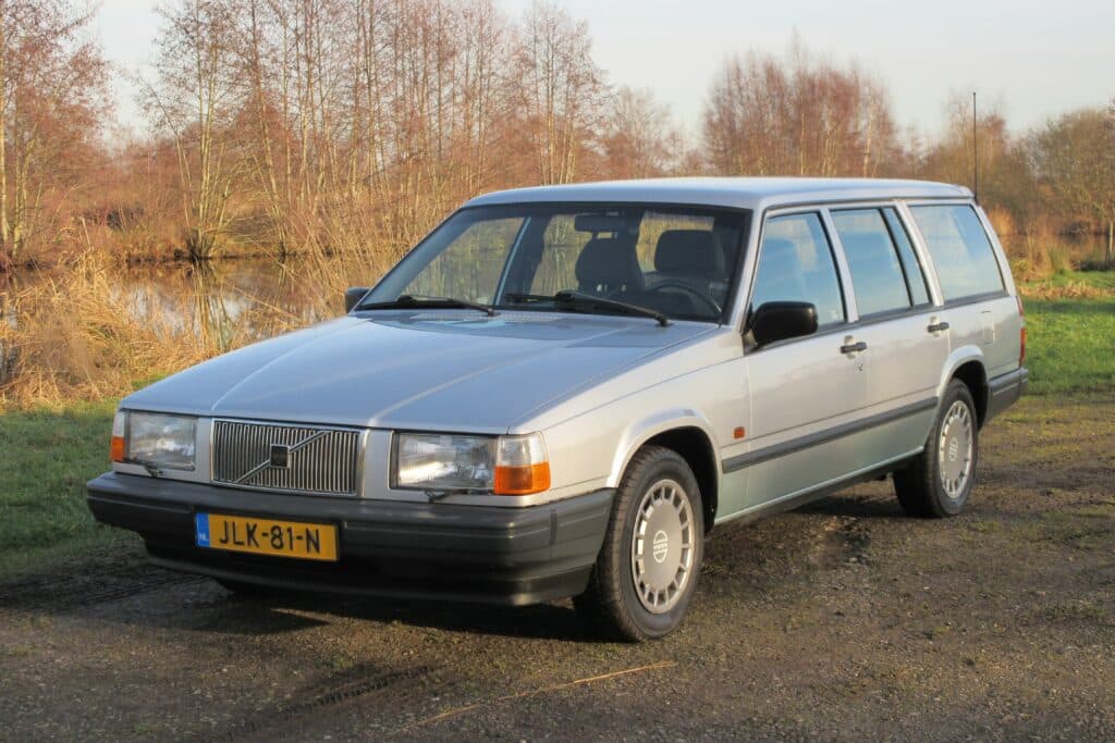 Volvo 740 GL Estate. Noeste Zweed in AMK 6-2026