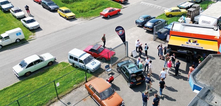 Cars & Coffee Wezup