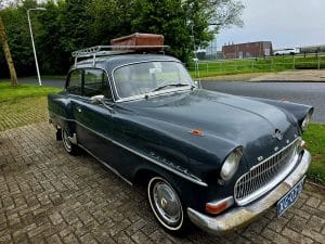 Opel Rekord uit 1957 met complete historie bleef opvallend origineel
