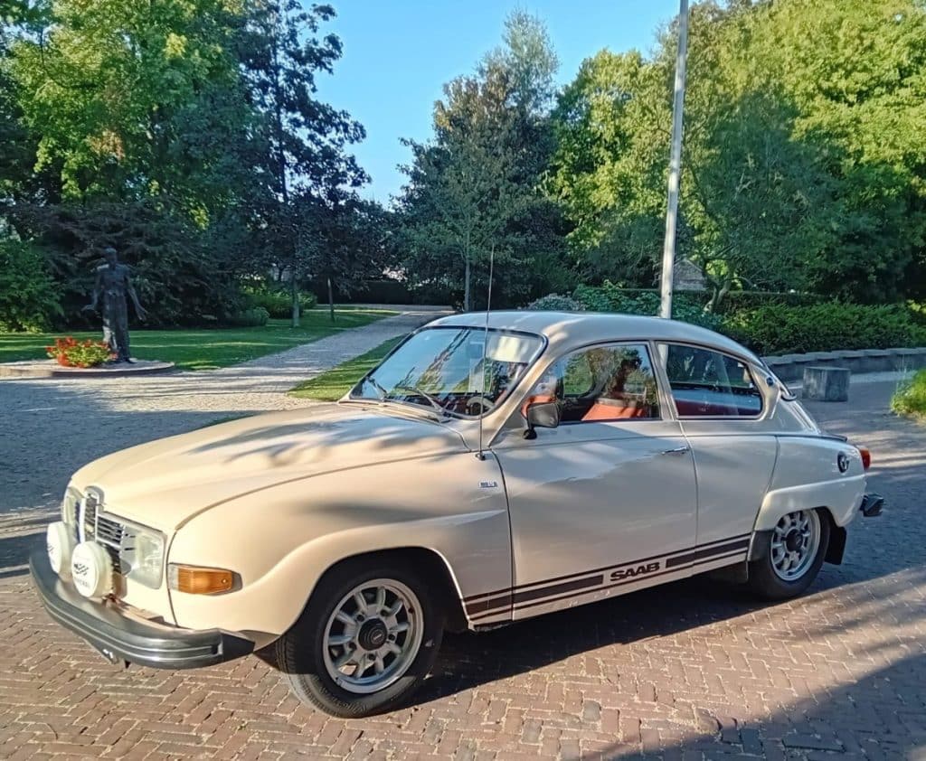 SAAB 96 L (V4) uit 1977: juweel op de weg voor Jelte