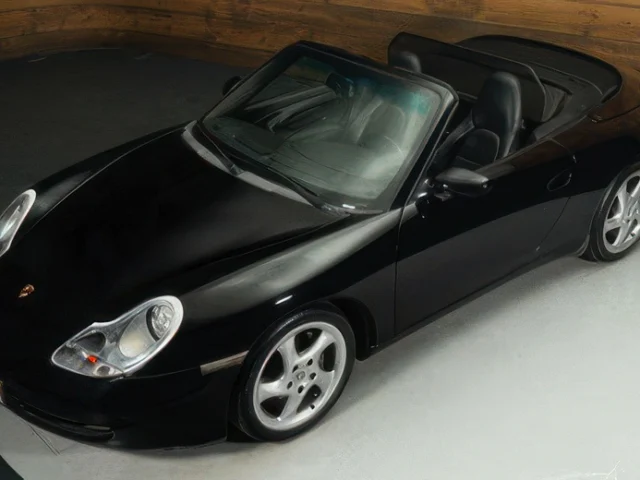 Porsche 911 Carrera Cabriolet