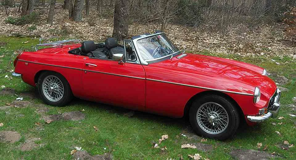 MG B