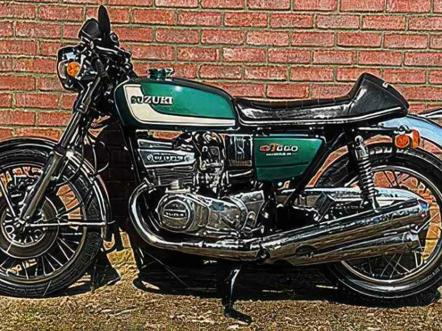 Suzuki 550GT