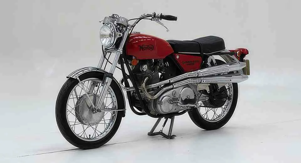 Norton Commando 750 S