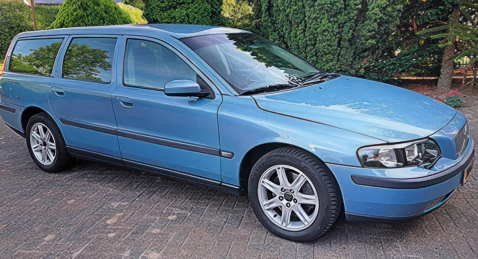 Volvo V70 25T