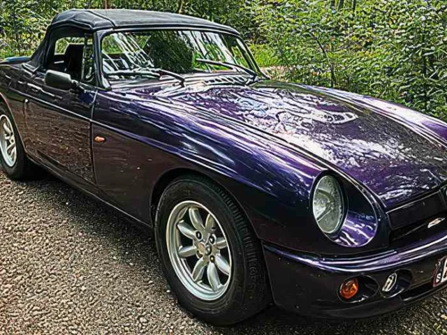 MG RV8 B